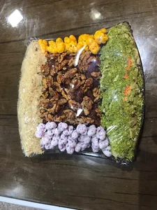 نقل و حلوای ممتاز باقی