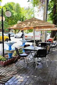 آبمیوه و معجون سرای آراز 5