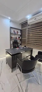 دکتر مائده جهانسوز متخصص زنان و زایمان