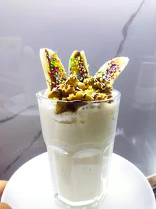 کافه ساندویچ خرقانی