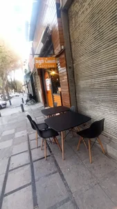 فست فود راینویچ 2