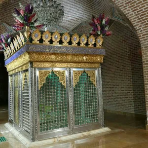 آرامگاه بی بی زبیده خاتون