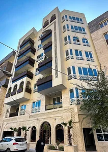 عمارت مسکونی شفق ۲۸