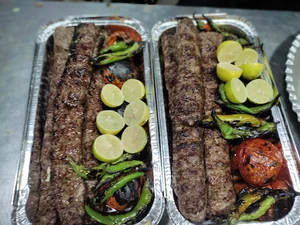 کباب سرای آراد