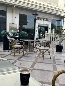 Pump cafe