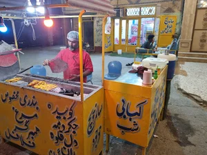 کبابی و ساندویچ الهی جدگال