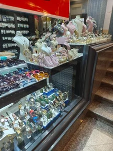 گالری مروارید سیاه 3
