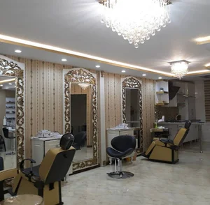 سالن زیبایی دلا