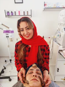 خدمات تخصصی فیشال و حلزون تراپی سعیده 3