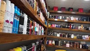 عطر ناصری