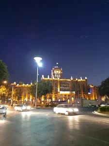 میدان ساعت