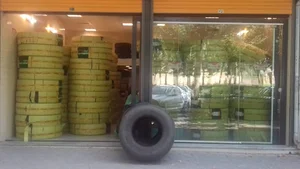 فروشگاه لاستیک حاج رحمت الله