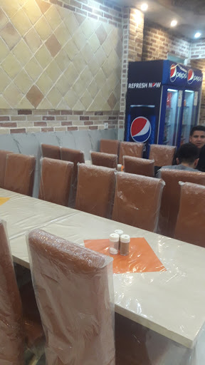 رستوران ملل