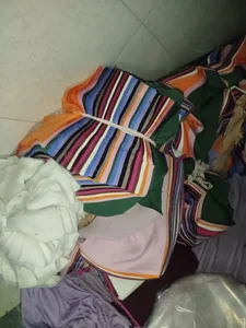 کارگاه دوخت و برش پوشاک در بازار 3